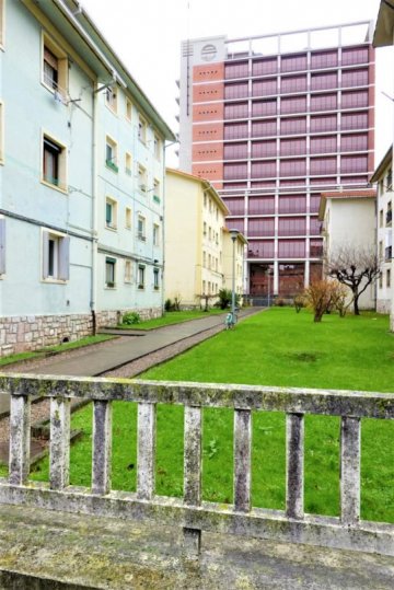 Foto 5 de Garaje de raya para un coche.