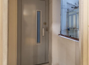 Foto 41 de Buen piso amplio junto a la Avenida de la Libertad