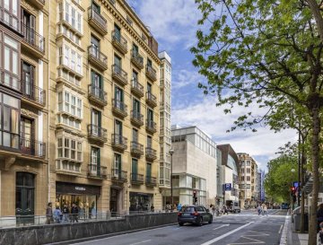 Foto 44 de Buen piso amplio junto a la Avenida de la Libertad