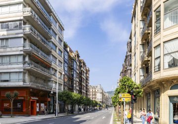 Foto 37 de Piso grande en primera zona de Gros