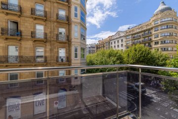 Foto 4 de Gran piso reformado en Avenida de la Libertad