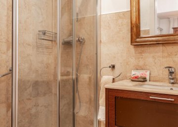 Foto 49 de Gran piso reformado en Avenida de la Libertad