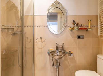 Foto 55 de Gran piso reformado en Avenida de la Libertad