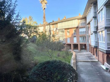 Foto 10 de Estupendo piso junto a Miraconcha Foto 10 de Estupendo piso junto a Miraconcha