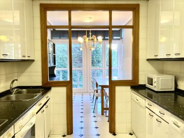 Foto 18 de Estupendo piso junto a Miraconcha Foto 18 de Estupendo piso junto a Miraconcha