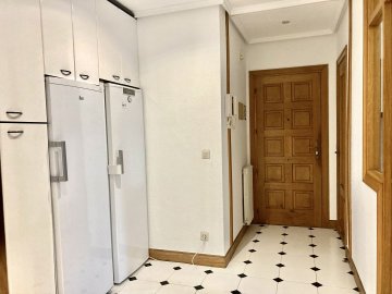 Foto 19 de Estupendo piso junto a Miraconcha Foto 19 de Estupendo piso junto a Miraconcha