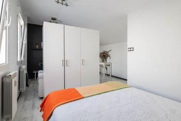 Foto 12 de Apartamento ático reformado en Amara