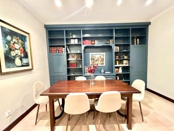 Foto 3 de Señorial piso exterior en alquiler en el centro de San Sebastián – Calle Garibai