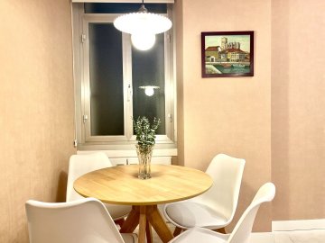 Foto 18 de Señorial piso exterior en alquiler en el centro de San Sebastián – Calle Garibai