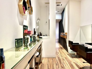 Foto 8 de Estupendo local comercial en pleno centro, en la calle San Martín