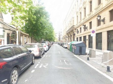 Foto 22 de Local muy comercial