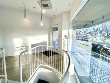 Foto 4 de Bonito local en Paseo de los fueros Foto 4 de Bonito local en Paseo de los fueros