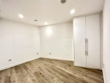 Foto 18 de Bonito local en Paseo de los fueros Foto 18 de Bonito local en Paseo de los fueros