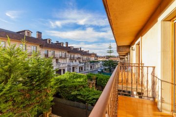 Foto 29 de Villa adosada de esquina con jardín y garaje en Egia