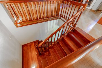 Foto 41 de Villa adosada de esquina con jardín y garaje en Egia