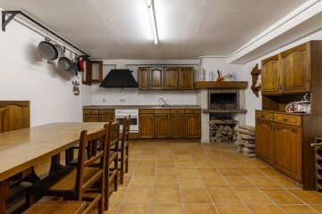 Foto 47 de Villa adosada de esquina con jardín y garaje en Egia