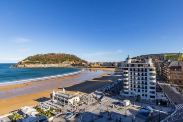 Foto 29 de Maravilloso piso con terraza y vistas al mar Foto 29 de Maravilloso piso con terraza y vistas al mar