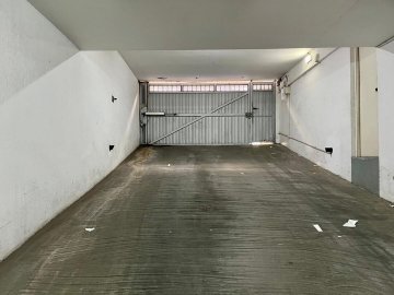 Foto 4 de Plaza de garaje muy céntrica, próxima a la playa.