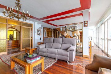 Foto 10 de Maravilloso piso duplex con vistas totales a la bahía