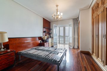 Foto 13 de Maravilloso piso duplex con vistas totales a la bahía