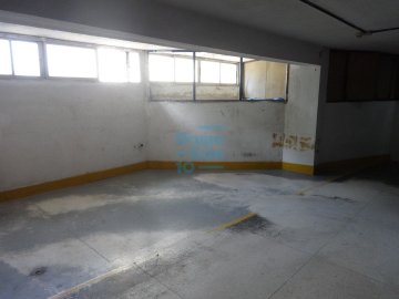 Foto 2 de ANTIGUO. Escolta Real. 3 coronas. En planta de calle.