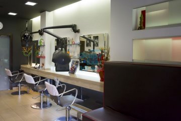 Foto 3 de Local céntrico en Astigarraga. Instalado como peluquería.