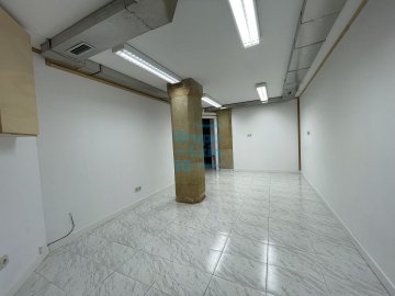 Foto 9 de Antiguo. Al lado de calle Matía. Listo para su uso.