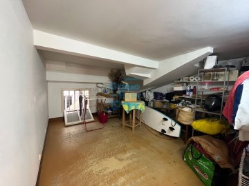 Foto 9 de Gros. Local comercial montado como peluquería con muy buen funcionamiento Foto 9 de Gros. Local comercial montado como peluquería con muy buen funcionamiento