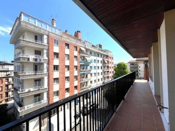 Foto 6 de Antiguo. Con terraza. Todo exterior. Garaje cerrado Foto 6 de Antiguo. Con terraza. Todo exterior. Garaje cerrado