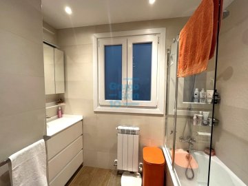 Foto 20 de Antiguo. Con terraza. Todo exterior. Garaje cerrado Foto 20 de Antiguo. Con terraza. Todo exterior. Garaje cerrado