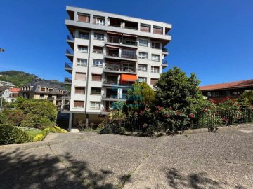 Foto 26 de Antiguo. Con terraza. Todo exterior. Garaje cerrado Foto 26 de Antiguo. Con terraza. Todo exterior. Garaje cerrado