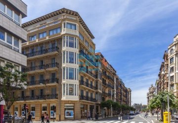 Foto 2 de Gros. Primera zona. Foto 2 de Gros. Primera zona.