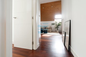 Foto 4 de Gros. Primera zona. Foto 4 de Gros. Primera zona.