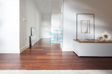 Foto 10 de Gros. Primera zona. Foto 10 de Gros. Primera zona.