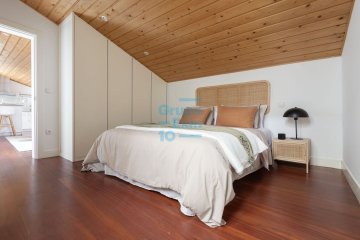 Foto 16 de Gros. Primera zona. Foto 16 de Gros. Primera zona.