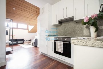 Foto 25 de Gros. Primera zona. Foto 25 de Gros. Primera zona.