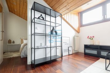 Foto 27 de Gros. Primera zona. Foto 27 de Gros. Primera zona.