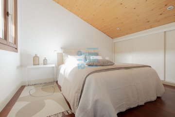 Foto 29 de Gros. Primera zona. Foto 29 de Gros. Primera zona.