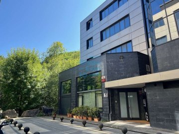 Foto 3 de Igara. Oficina exterior, con garaje Foto 3 de Igara. Oficina exterior, con garaje