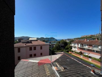 Foto 11 de Paseo de Ayete, frente al ambulatorio Foto 11 de Paseo de Ayete, frente al ambulatorio