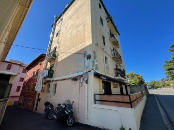 Foto 14 de Paseo de Ayete, frente al ambulatorio Foto 14 de Paseo de Ayete, frente al ambulatorio