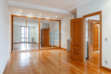 Foto 13 de CENTRO. Avenida de la Libertad.