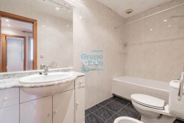 Foto 30 de CENTRO. Avenida de la Libertad.