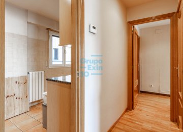 Foto 11 de AMARA. Mendigain. Precioso piso en edificio reciente, totalmente exterior y con bonitas vistas despejadas.