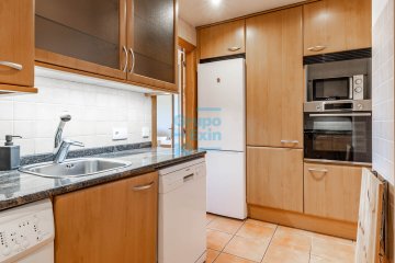 Foto 13 de AMARA. Mendigain. Precioso piso en edificio reciente, totalmente exterior y con bonitas vistas despejadas.