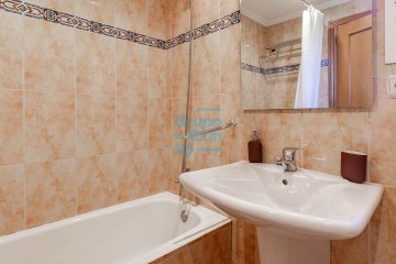 Foto 16 de AMARA. Mendigain. Precioso piso en edificio reciente, totalmente exterior y con bonitas vistas despejadas.