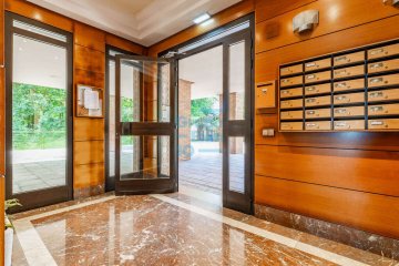 Foto 23 de AMARA. Mendigain. Precioso piso en edificio reciente, totalmente exterior y con bonitas vistas despejadas.