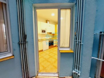 Foto 13 de Vivienda de construcción moderna con terraza junto a la Avenida de la Libertad Foto 13 de Vivienda de construcción moderna con terraza junto a la Avenida de la Libertad