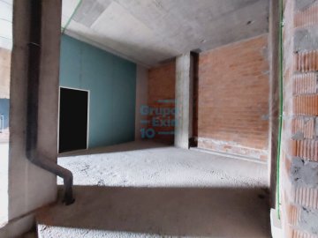 Foto 6 de Local de obra nueva en Txomin con salida de humos