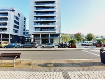 Foto 14 de Local de obra nueva en Txomin con salida de humos